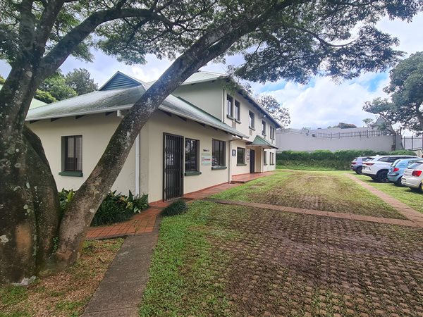 57  m² Commercial space in Kloof