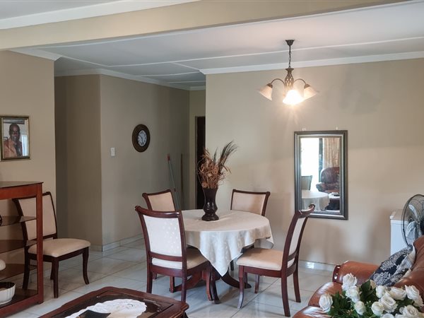 3 Bedroom House 3 Bedroom House