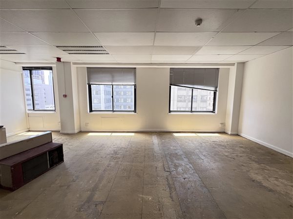 111  m² Commercial space in Cape Town City Centre