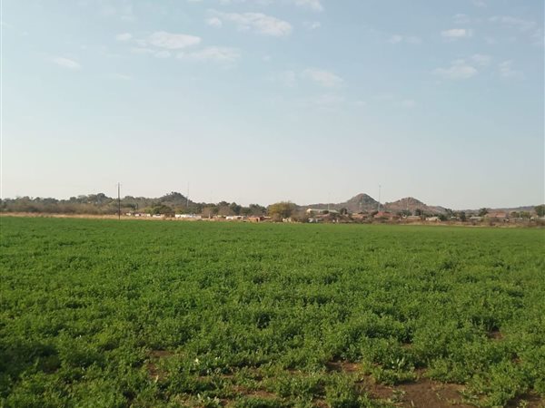 4.4 ha Land available in Brits