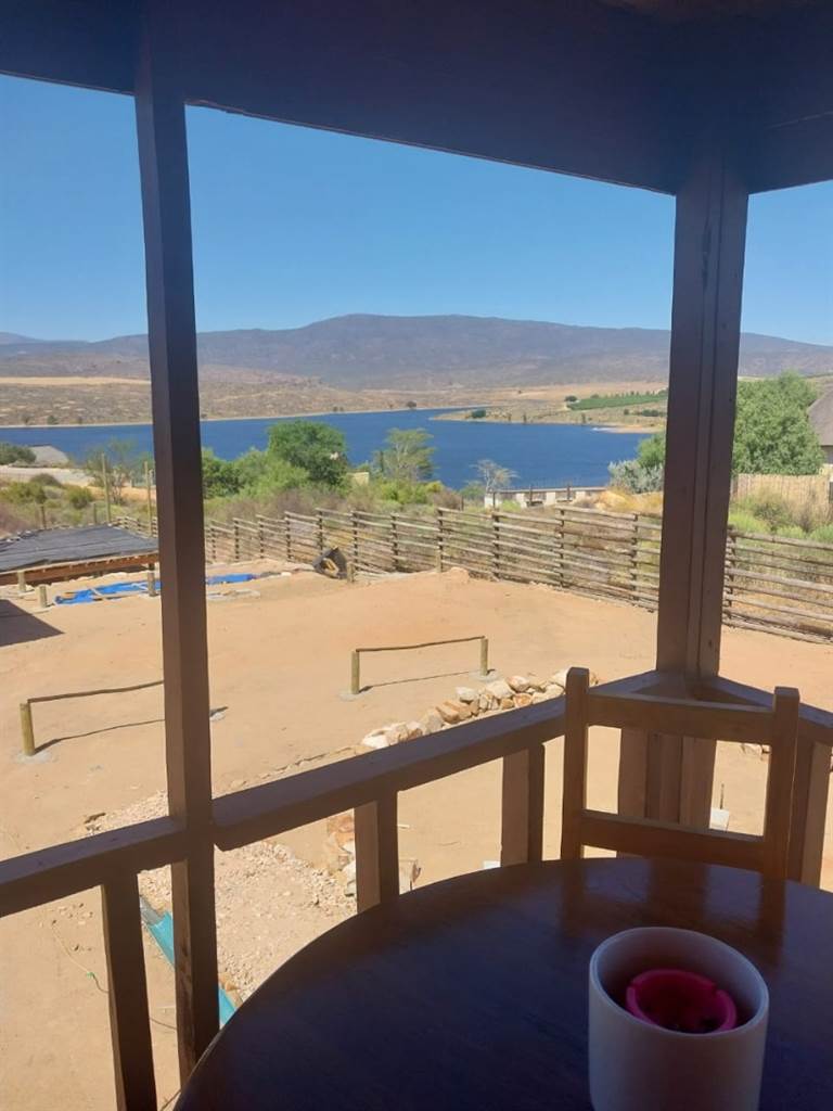 2 Bed House in Clanwilliam photo number 14