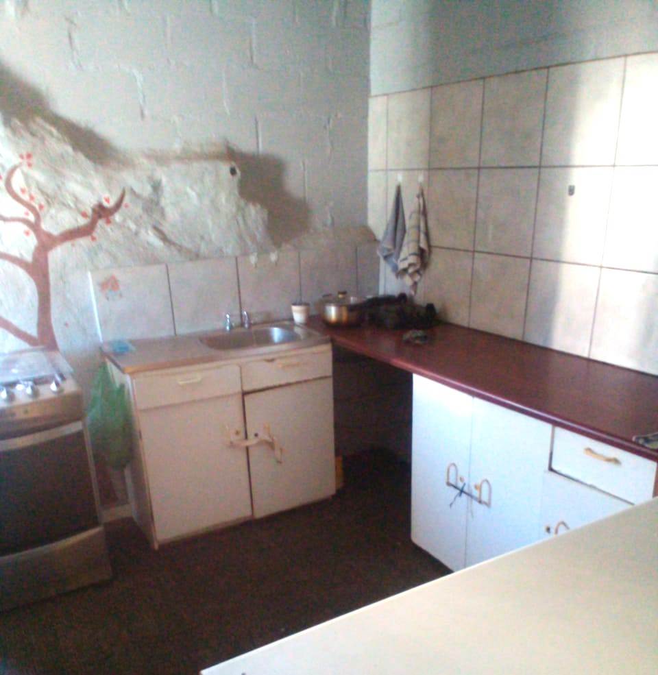 10 Bed House in Paarl Central West photo number 19