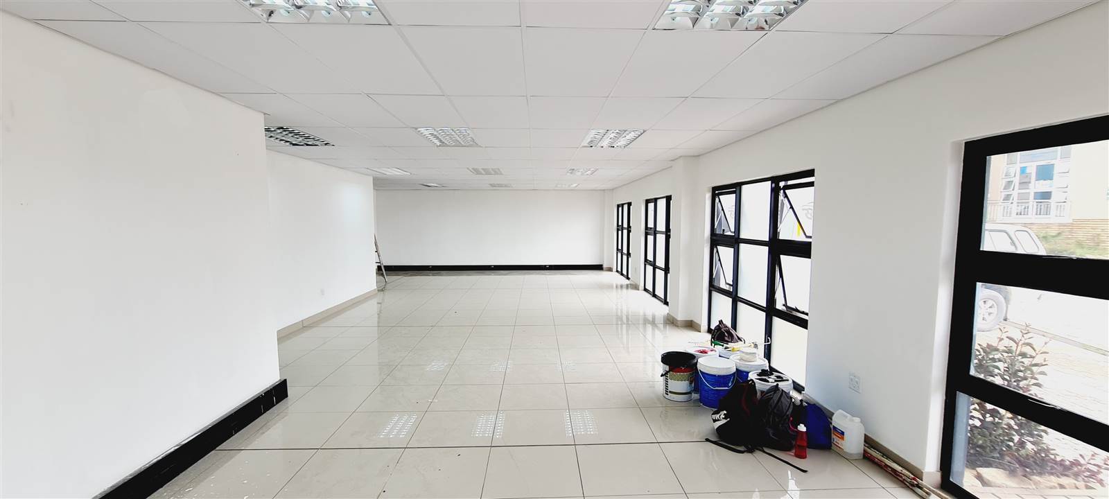 947  m² Industrial space in Kya Sands photo number 2