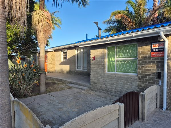 3 Bedroom House 3 Bedroom House