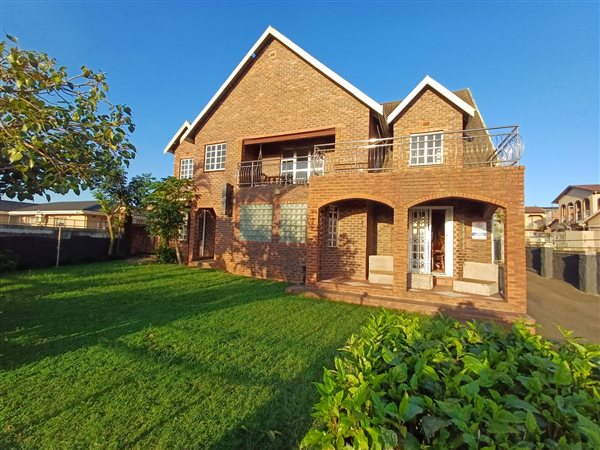 5 Bedroom House 5 Bedroom House