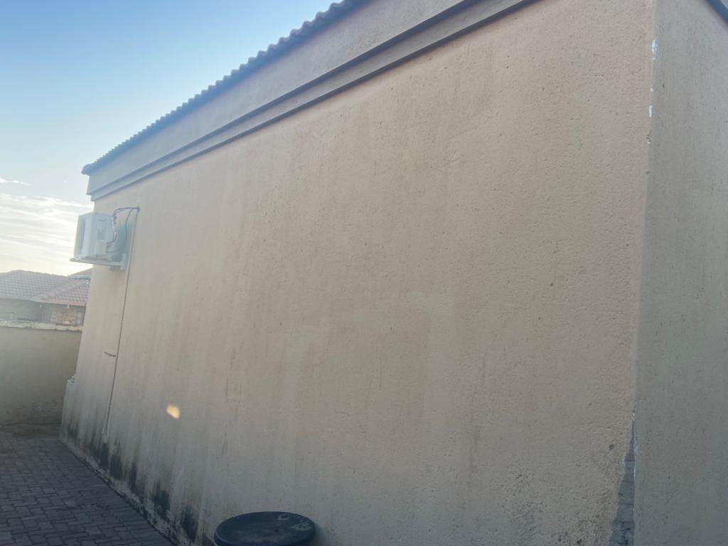 3 Bed House in Tlhabane photo number 10