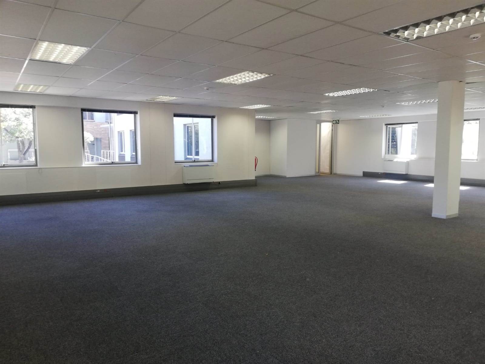 238.9  m² Commercial space in Woodmead photo number 10