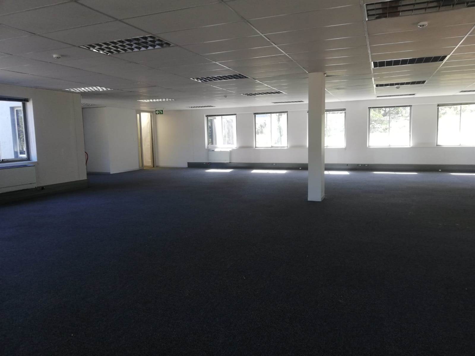 238.9  m² Commercial space in Woodmead photo number 16