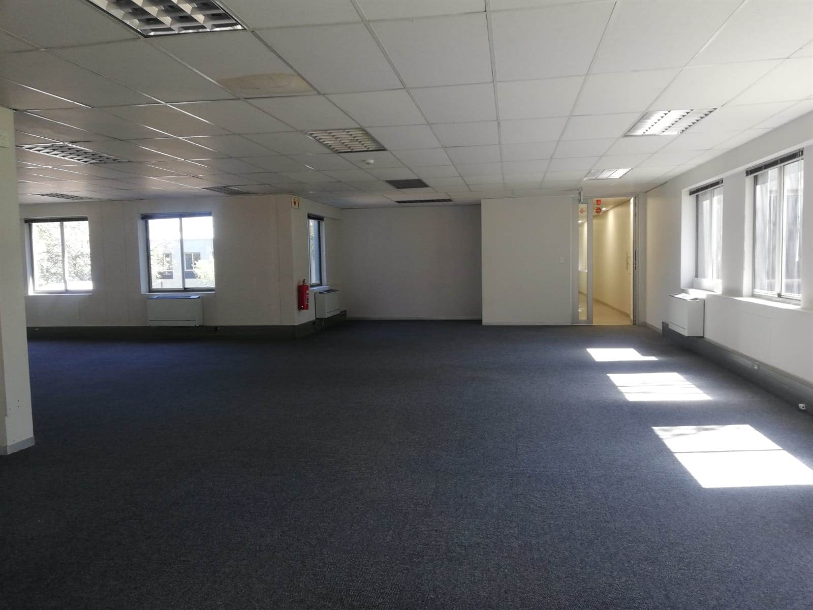 238.9  m² Commercial space in Woodmead photo number 7