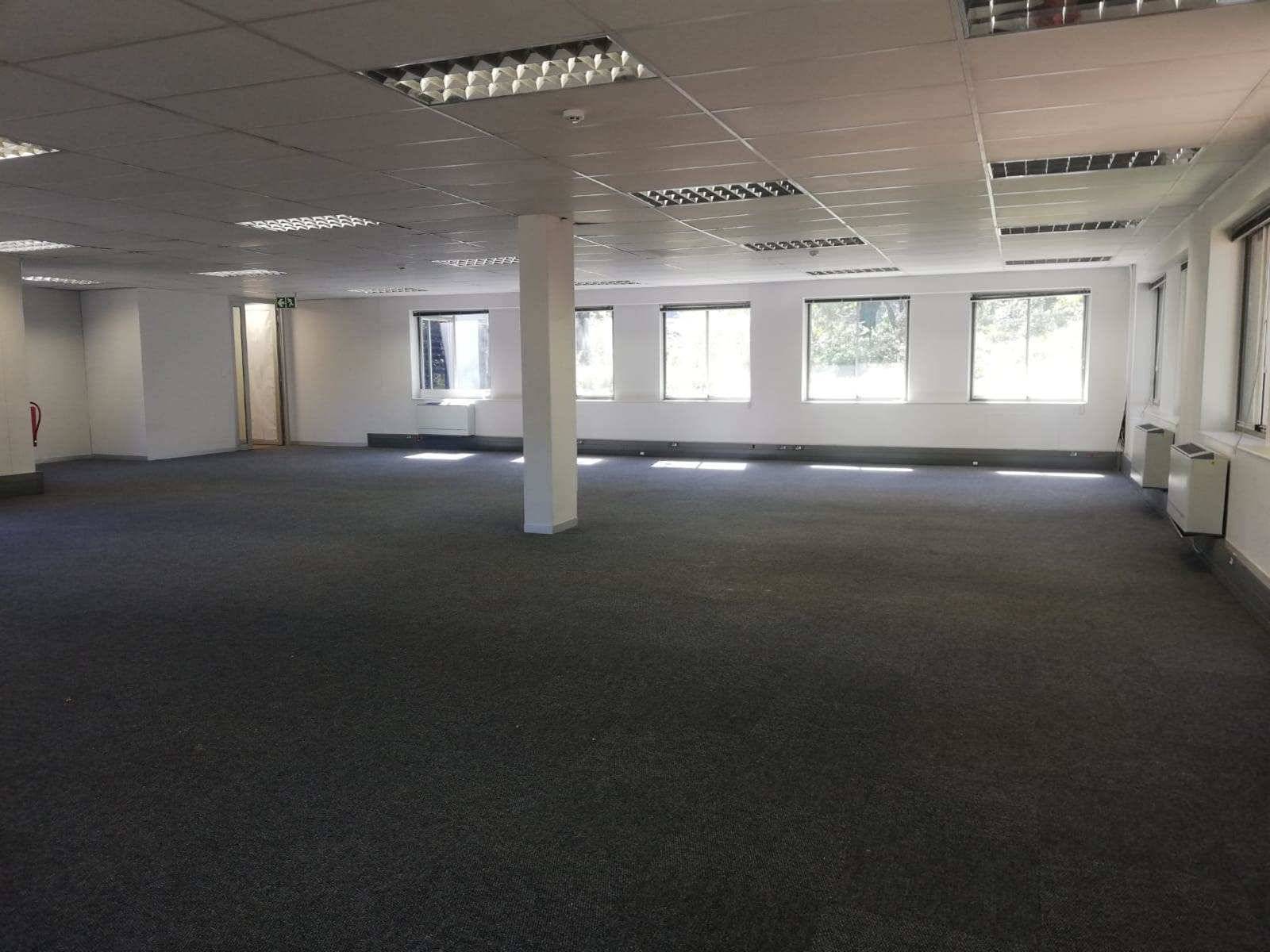 238.9  m² Commercial space in Woodmead photo number 8