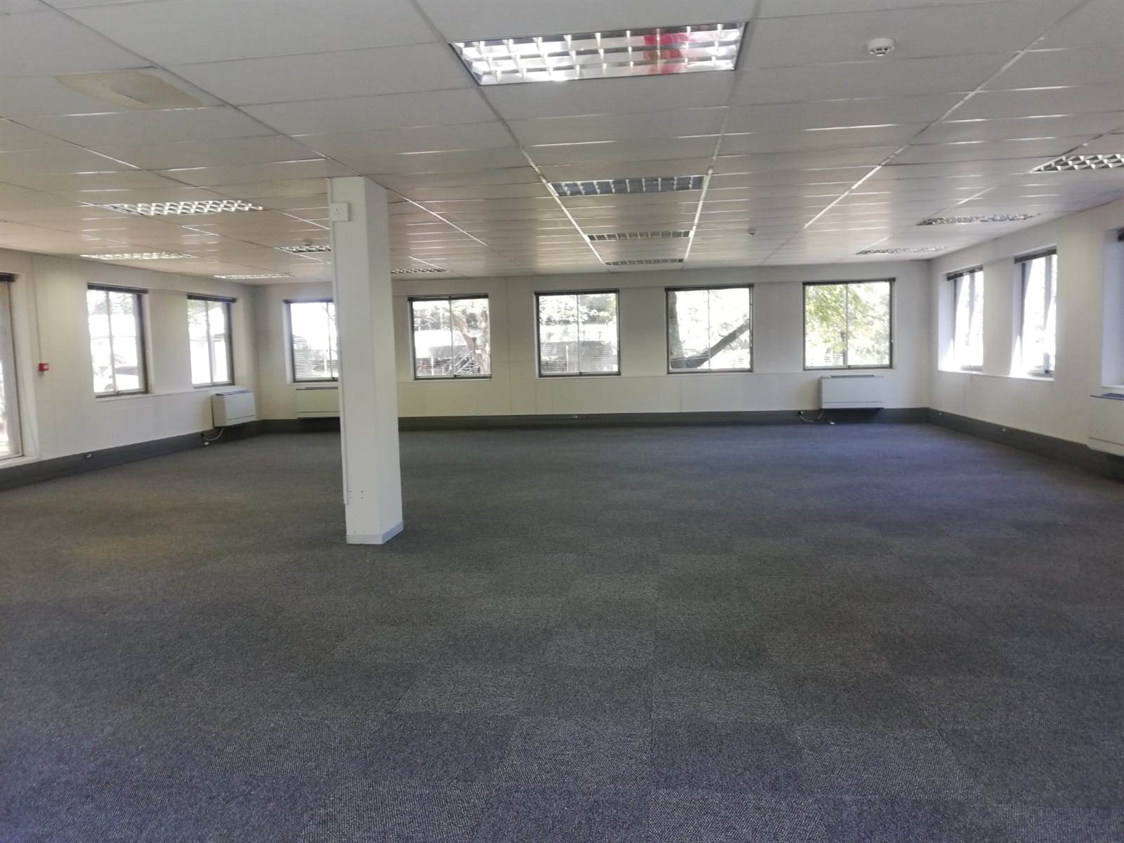 238.9  m² Commercial space in Woodmead photo number 13
