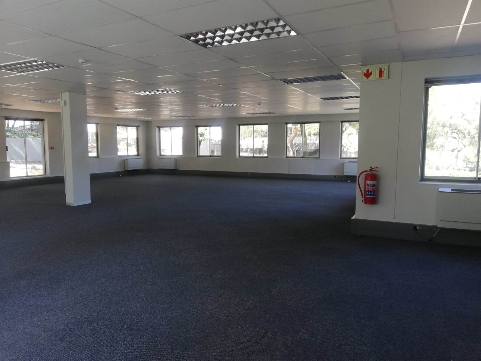 238.9  m² Commercial space in Woodmead photo number 19