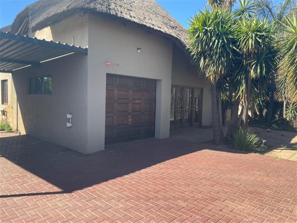 3 Bedroom House 3 Bedroom House