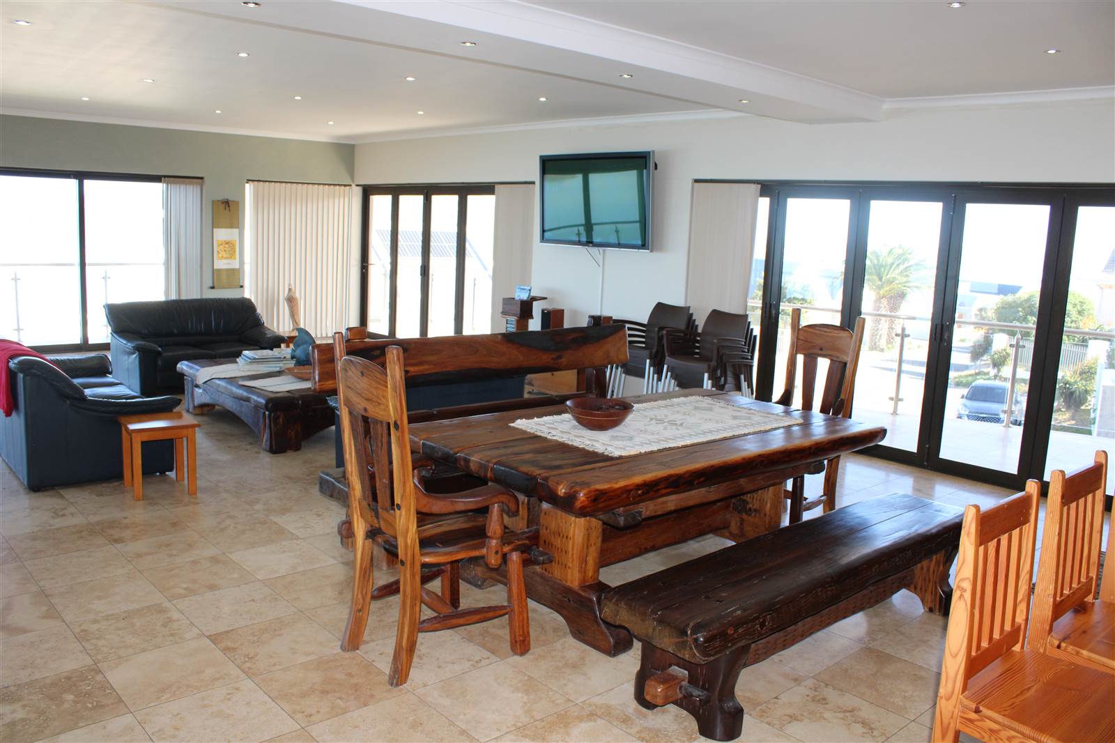 4 Bed House in Myburgh Park photo number 13