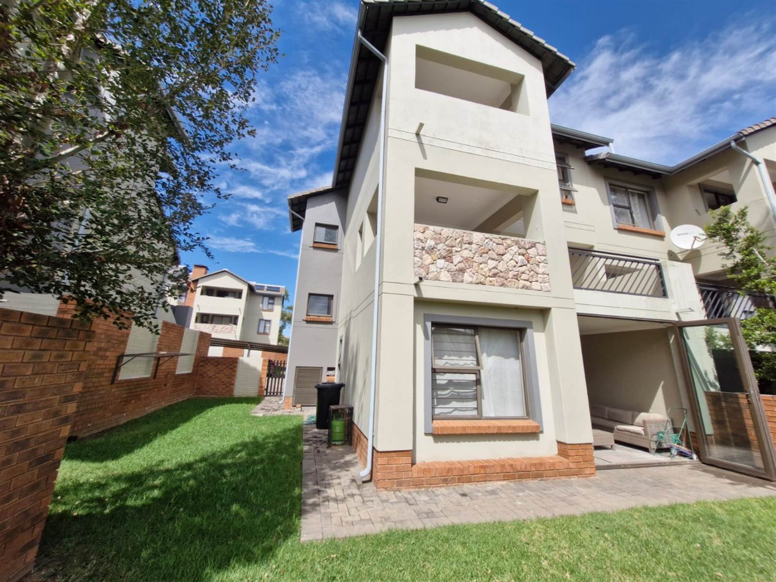 3 Bed Townhouse in Kyalami photo number 27