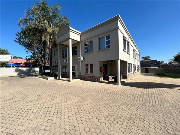 13  m² Commercial space in Strubens Valley