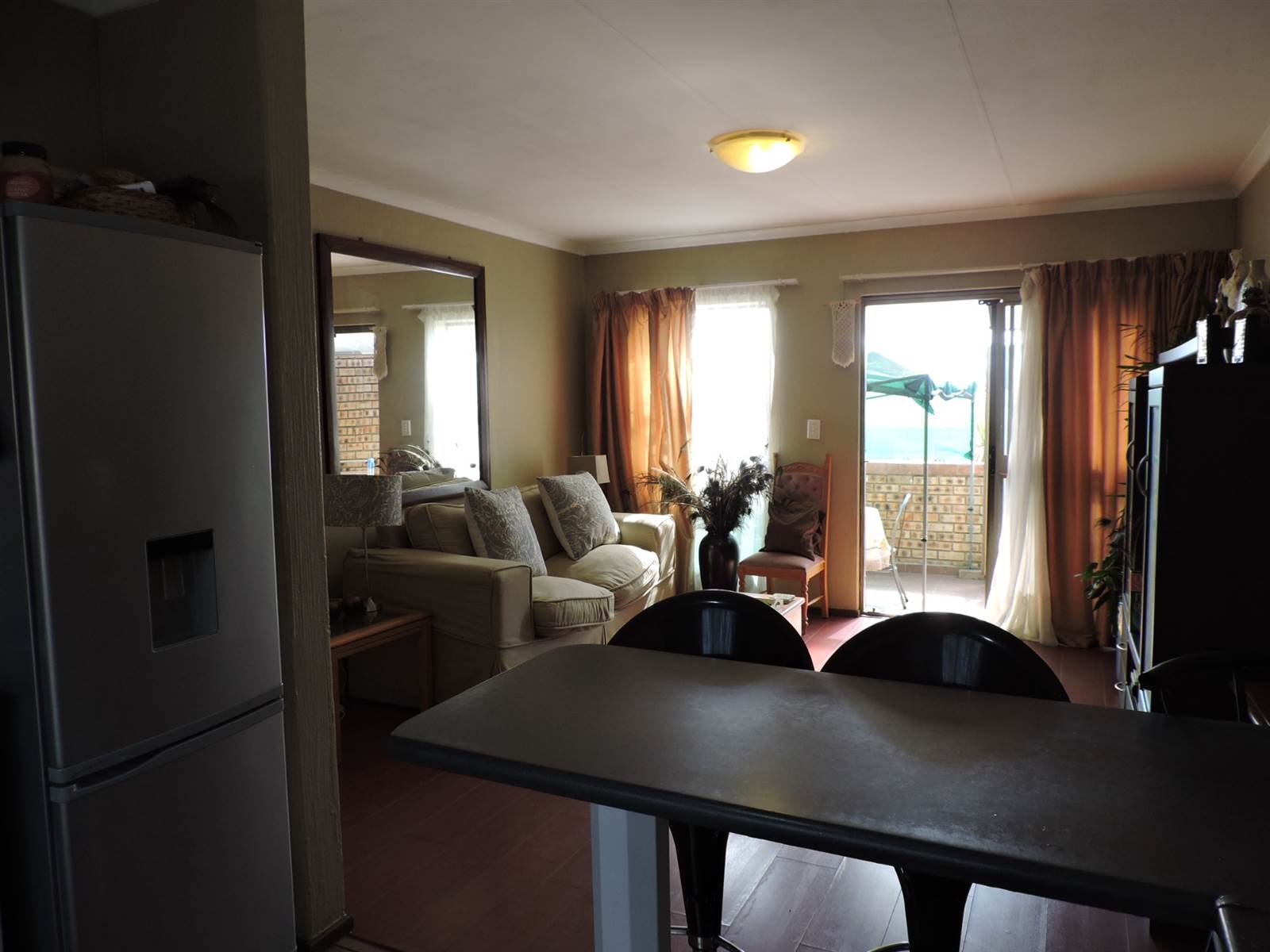 2 Bed Apartment in Amorosa photo number 9