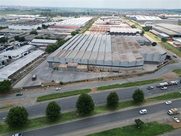 28990  m² Industrial space in Roodekop