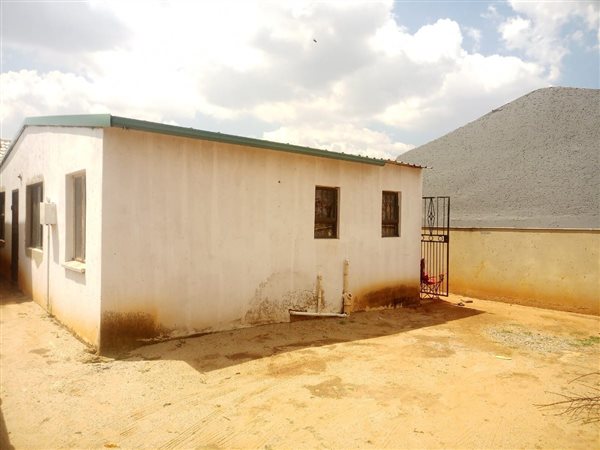 1 Bedroom House 1 Bedroom House