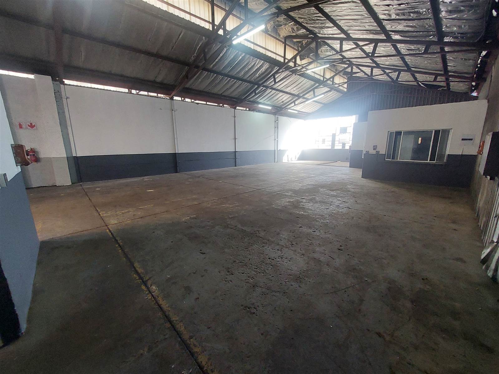 300  m² Industrial space in Anderbolt photo number 5