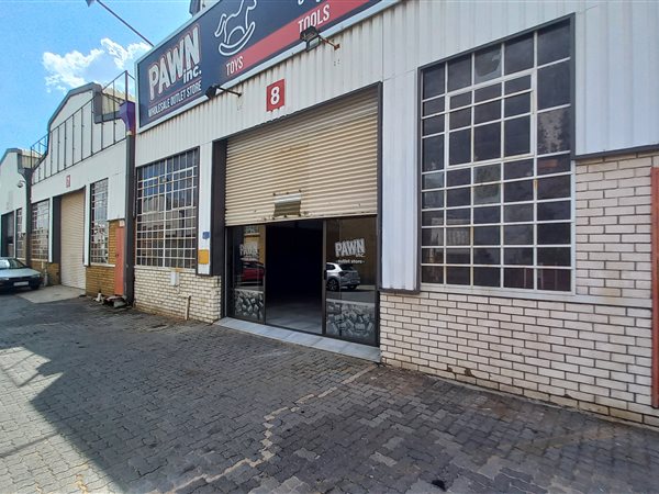 558  m² Industrial space in Jet Park