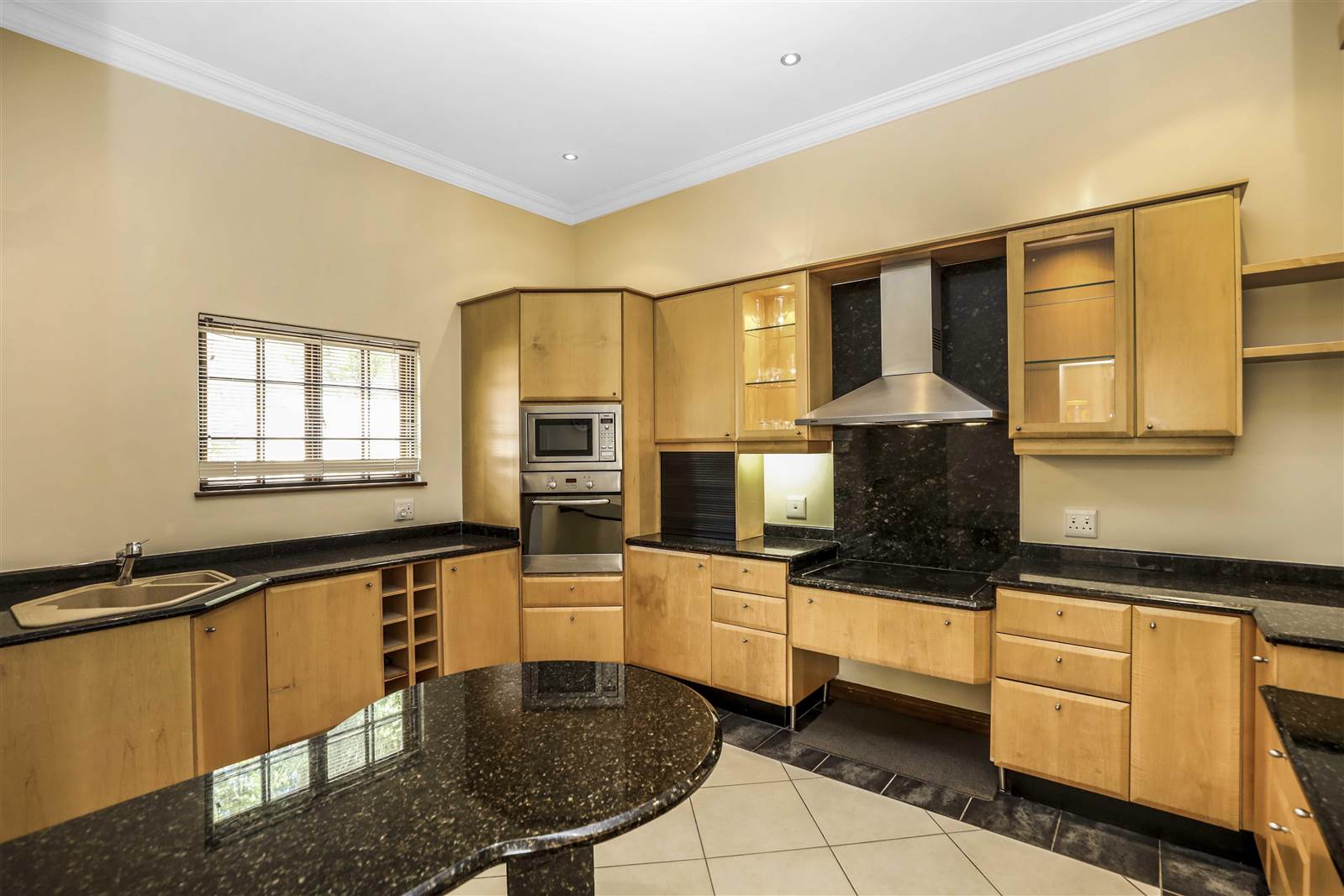 4 Bed Cluster in Bryanston photo number 4