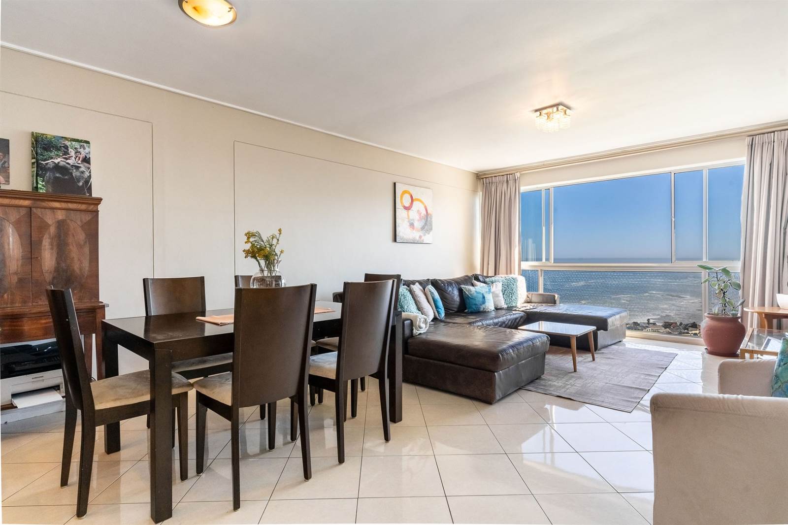 3 Bed Apartment in Camps Bay photo number 9