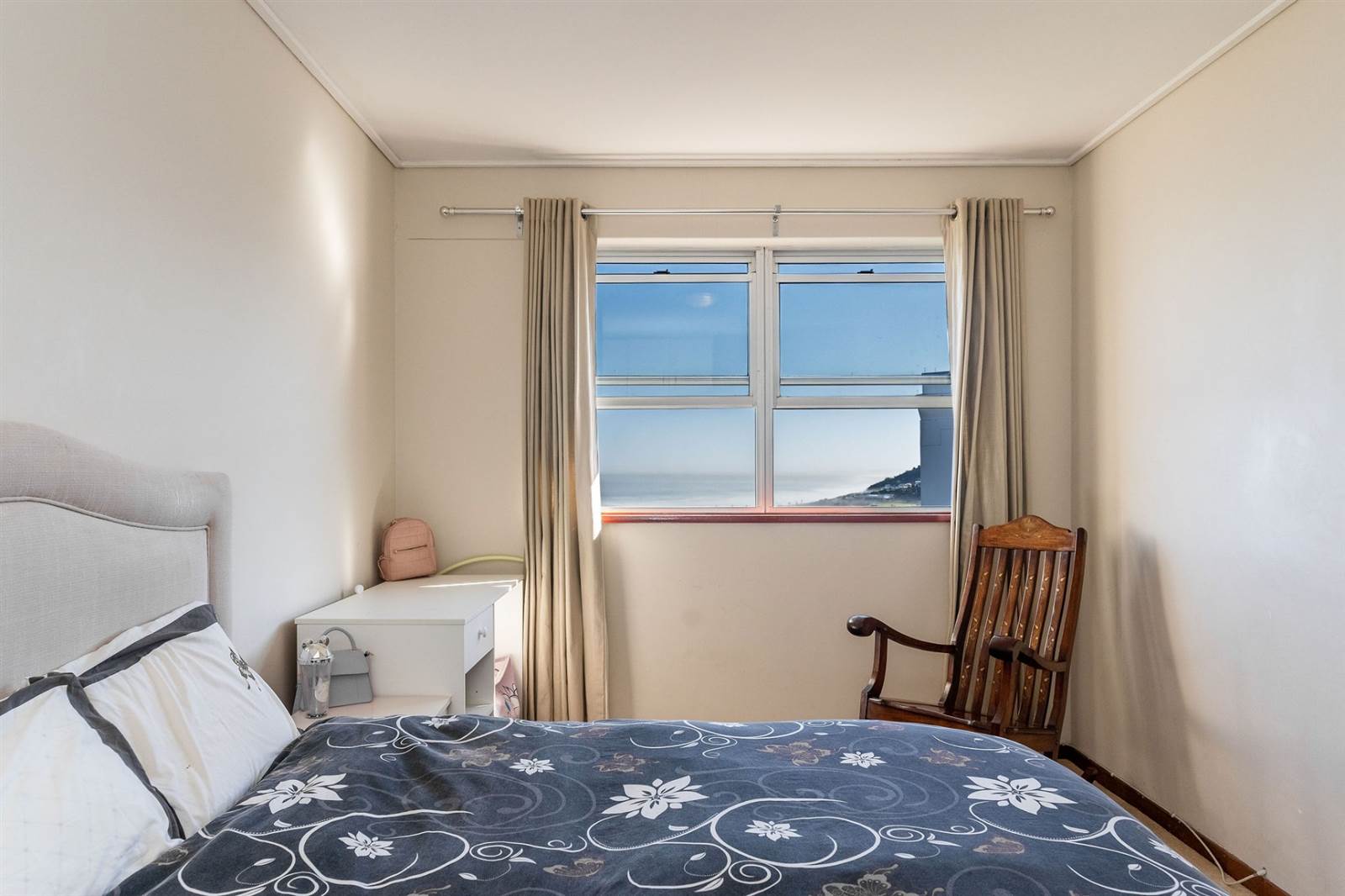3 Bed Apartment in Camps Bay photo number 15