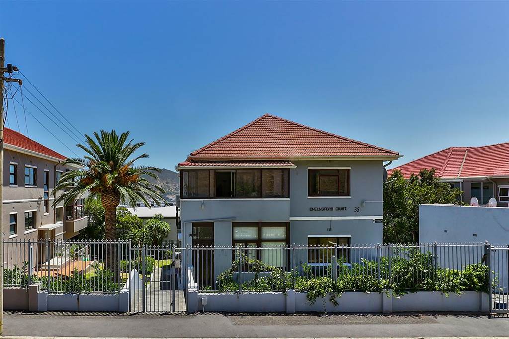 2 Bed Apartment in Vredehoek photo number 24