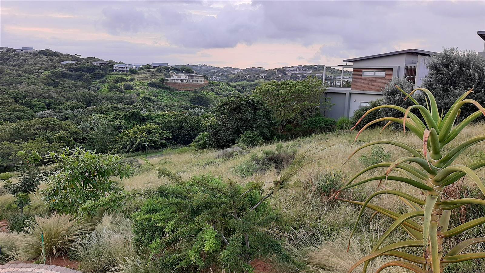 1825 m² Land available in Simbithi Estate photo number 1
