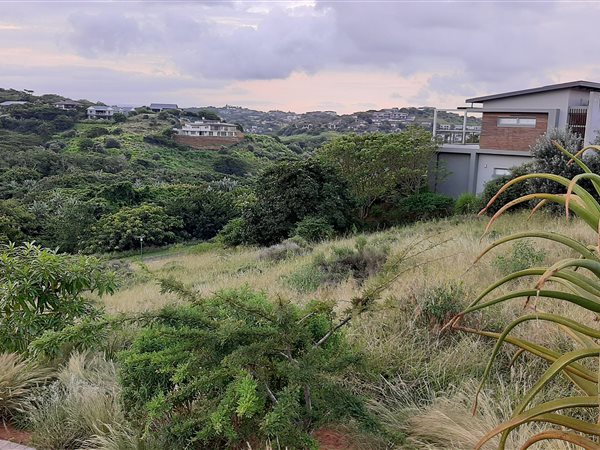 1825 m² Land available in Simbithi Estate