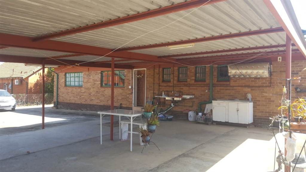 3 Bed House in Vryheid photo number 5