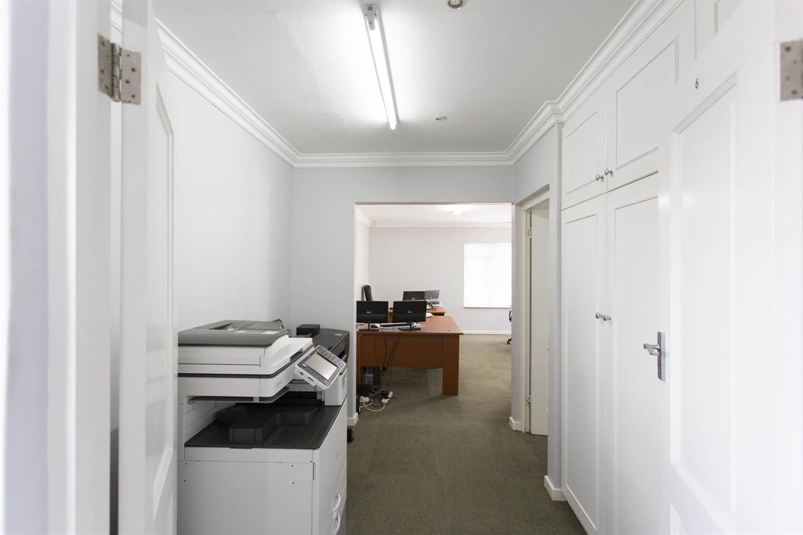 415  m² Office Space in Kloof photo number 13