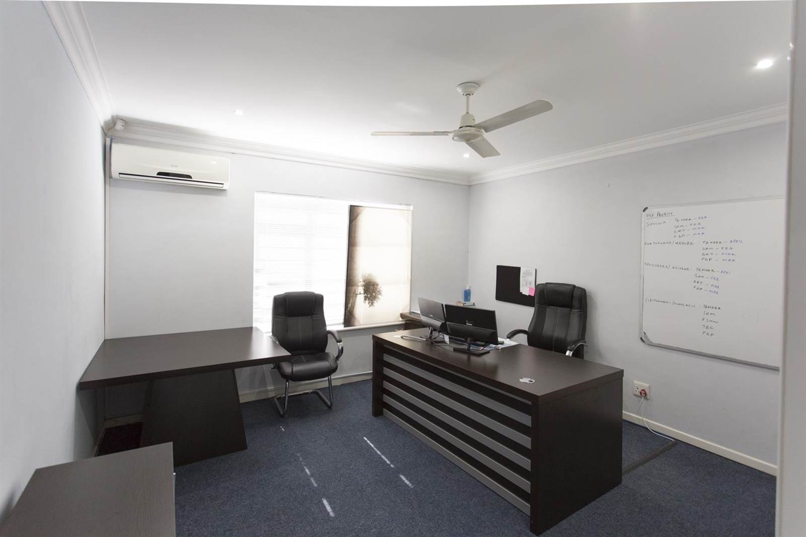415  m² Office Space in Kloof photo number 8