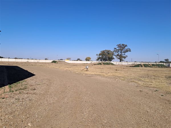2 424 ha Land 2 424 ha Land