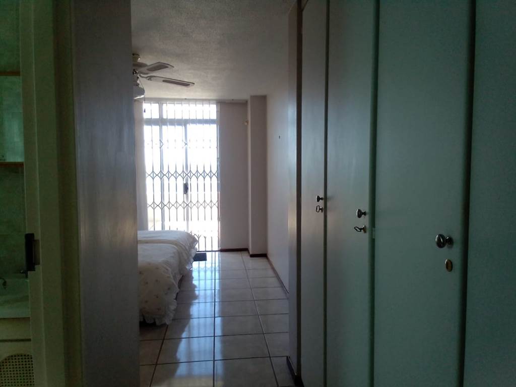 4 Bed Apartment in Manaba photo number 21