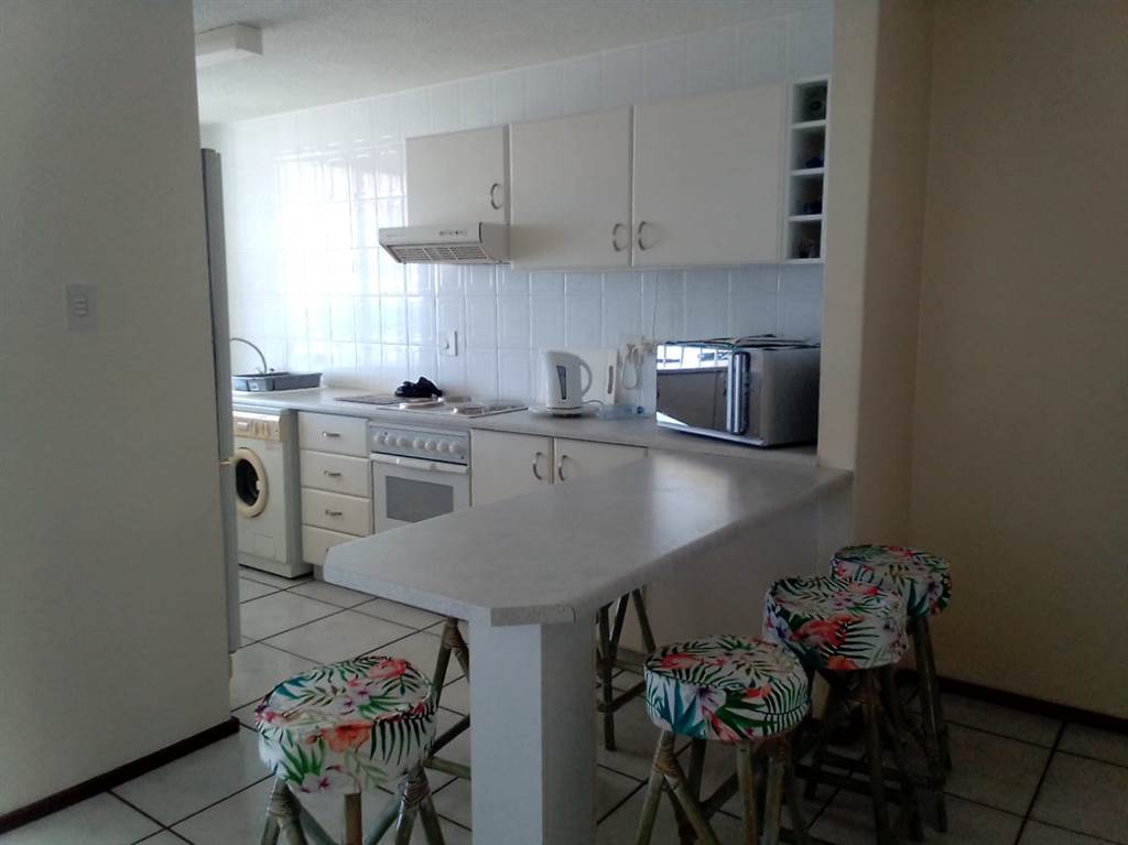 4 Bed Apartment in Manaba photo number 19