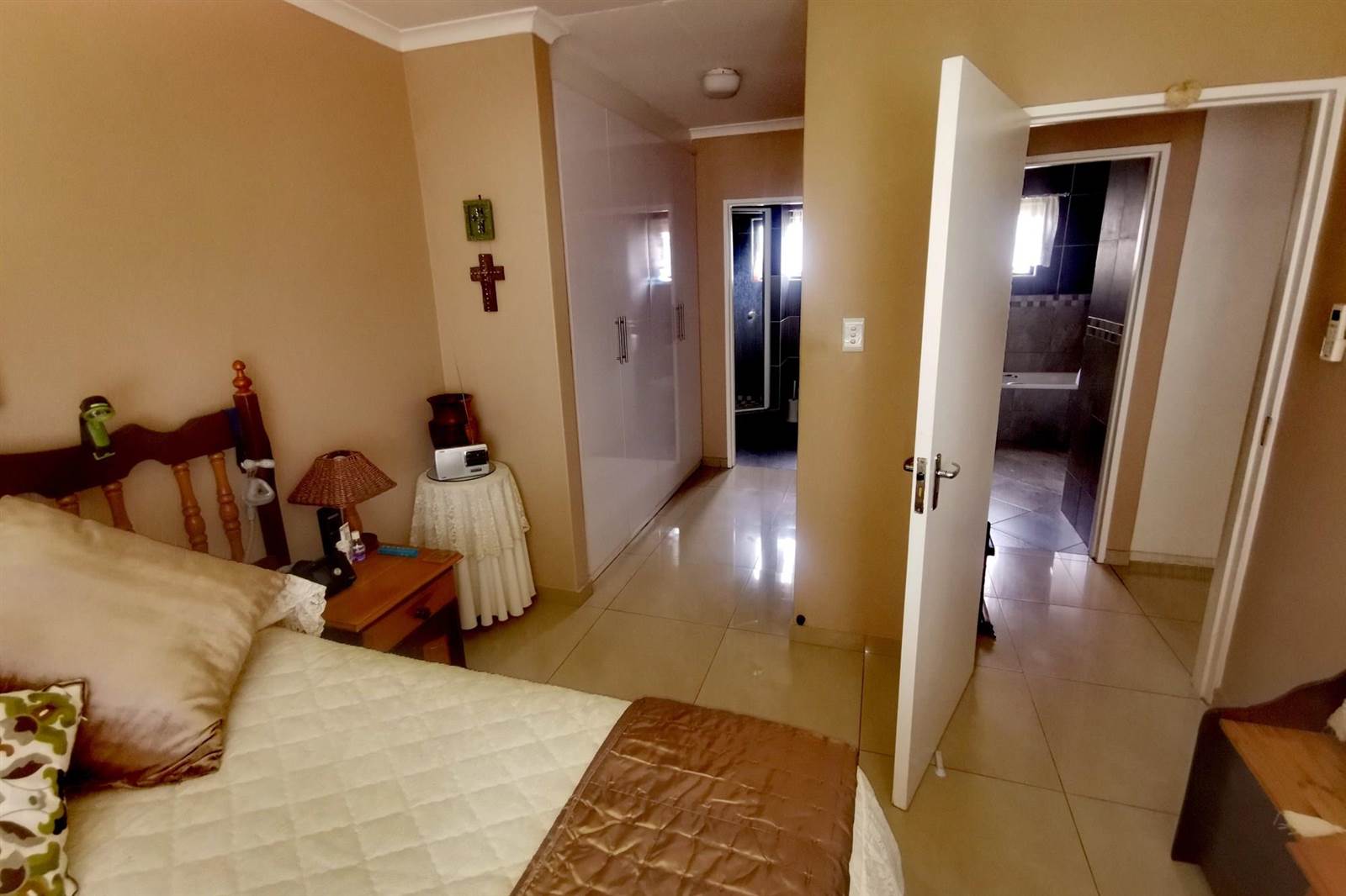 3 Bed Apartment in Ballito photo number 8