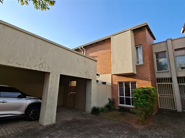 3 Bedroom Townhouse 3 Bedroom Townhouse
