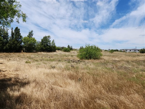 4 461 m² Land