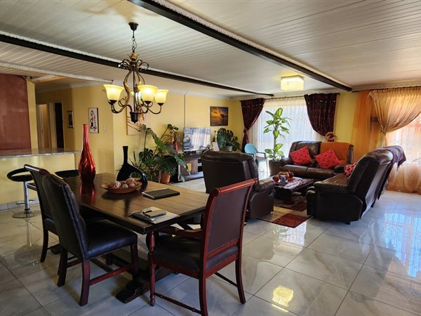 3 Bedroom House 3 Bedroom House