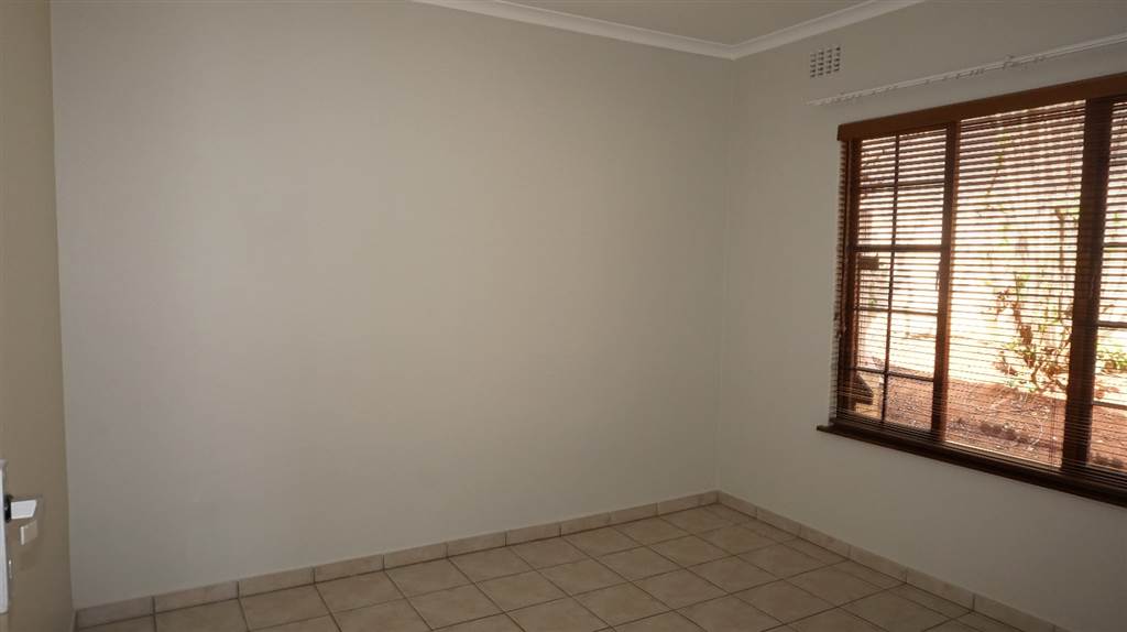 3 Bed Townhouse in La Lucia photo number 17