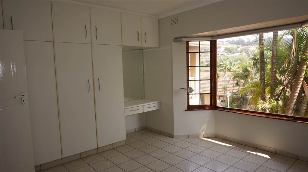 3 Bed Townhouse in La Lucia photo number 12