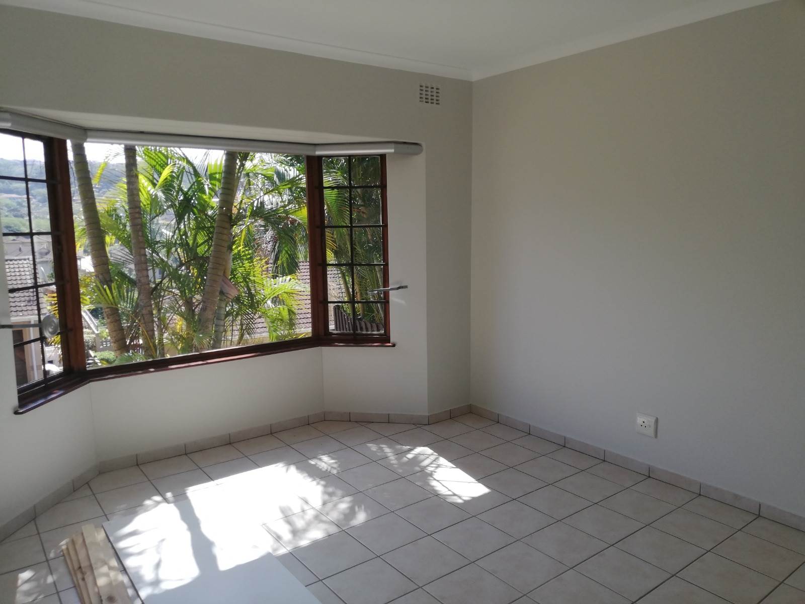 3 Bed Townhouse in La Lucia photo number 8