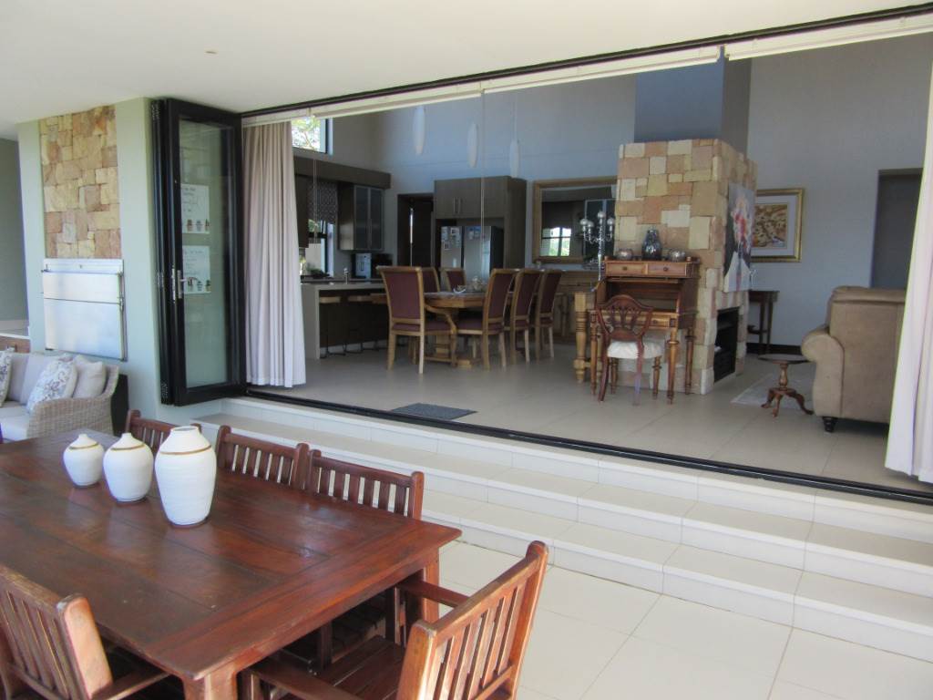 5 Bed House in Oubaai and surrounds photo number 15
