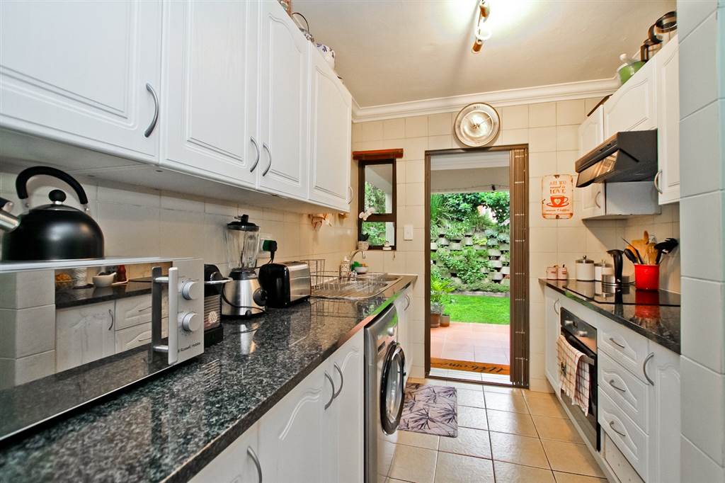 2 Bed Townhouse in Linksfield photo number 9