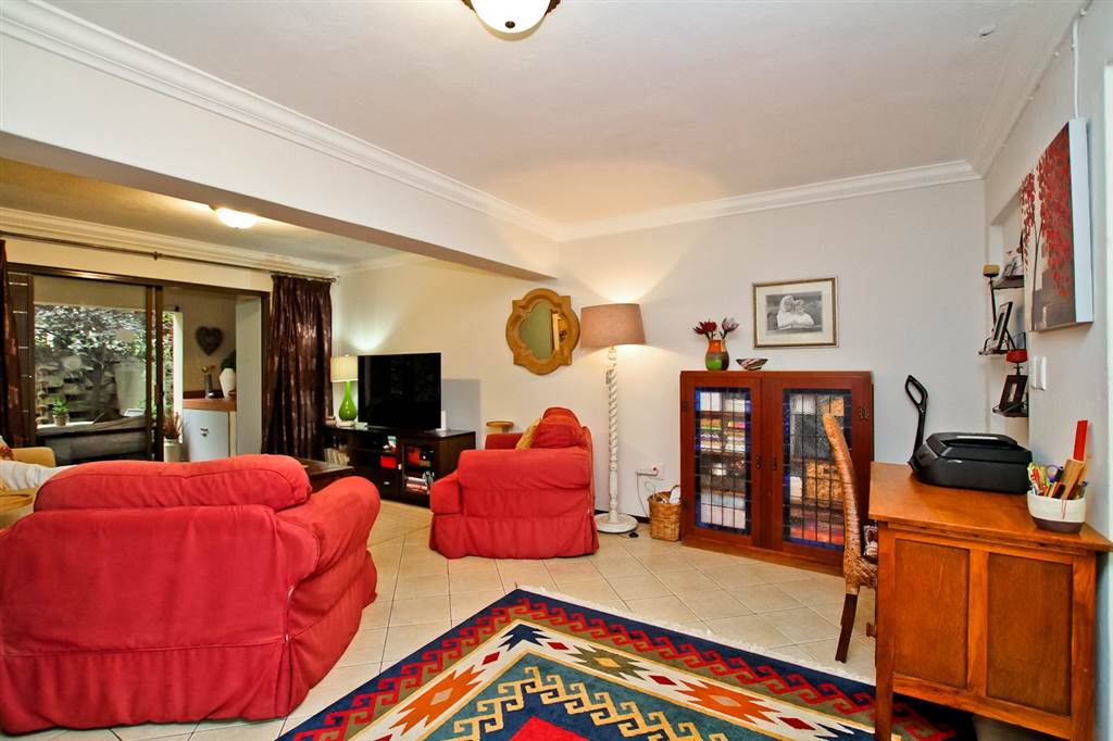 2 Bed Townhouse in Linksfield photo number 5