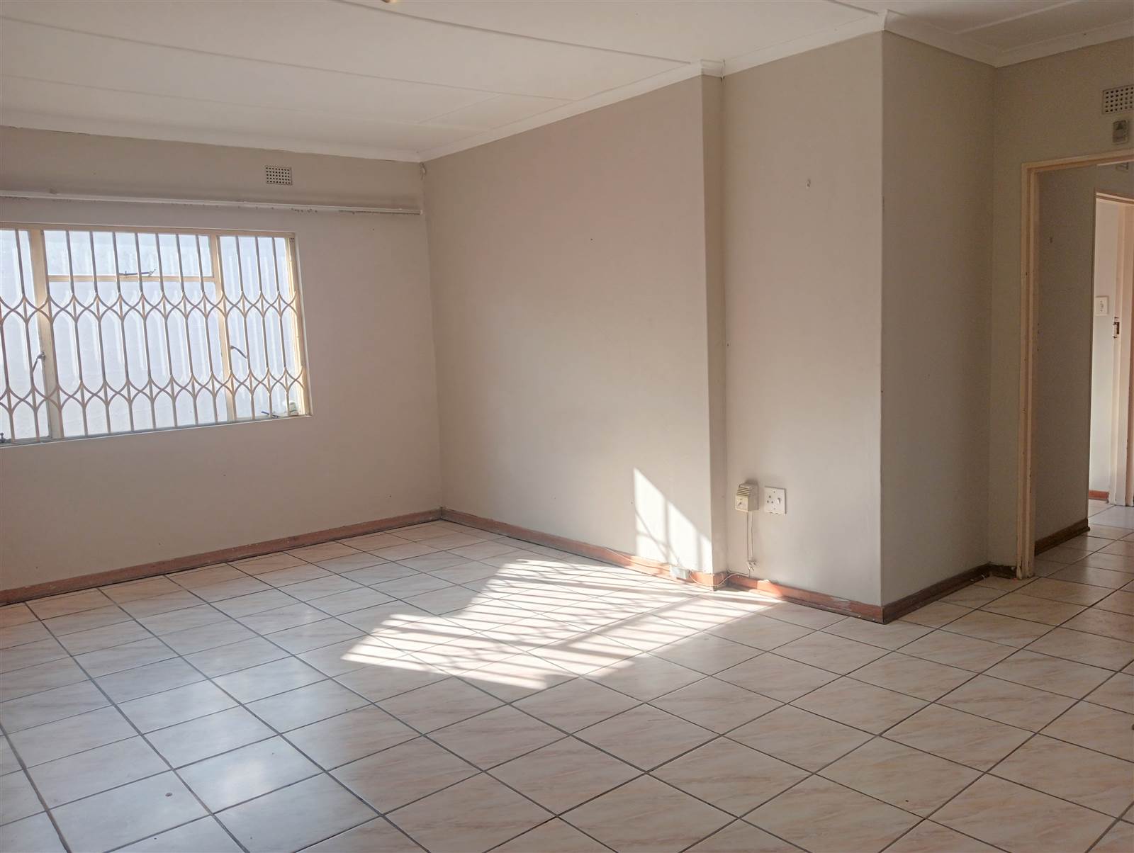 3 Bed House in Southernwood photo number 24