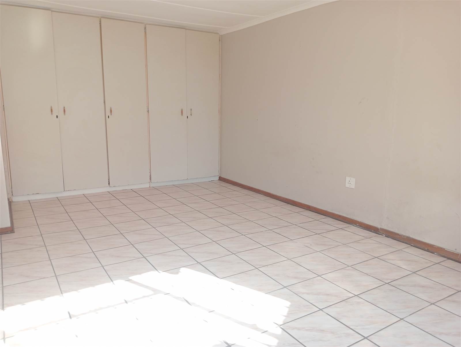 3 Bed House in Southernwood photo number 22