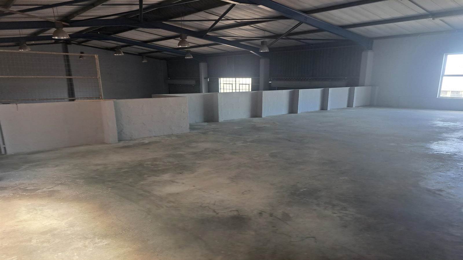 775  m² Commercial space in Pinetown Central photo number 3